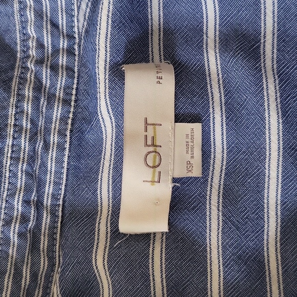 EUC LOFT women's blue & white stripped 3/4 sleeve dress shirt casual, XSP - Picture 5 of 5